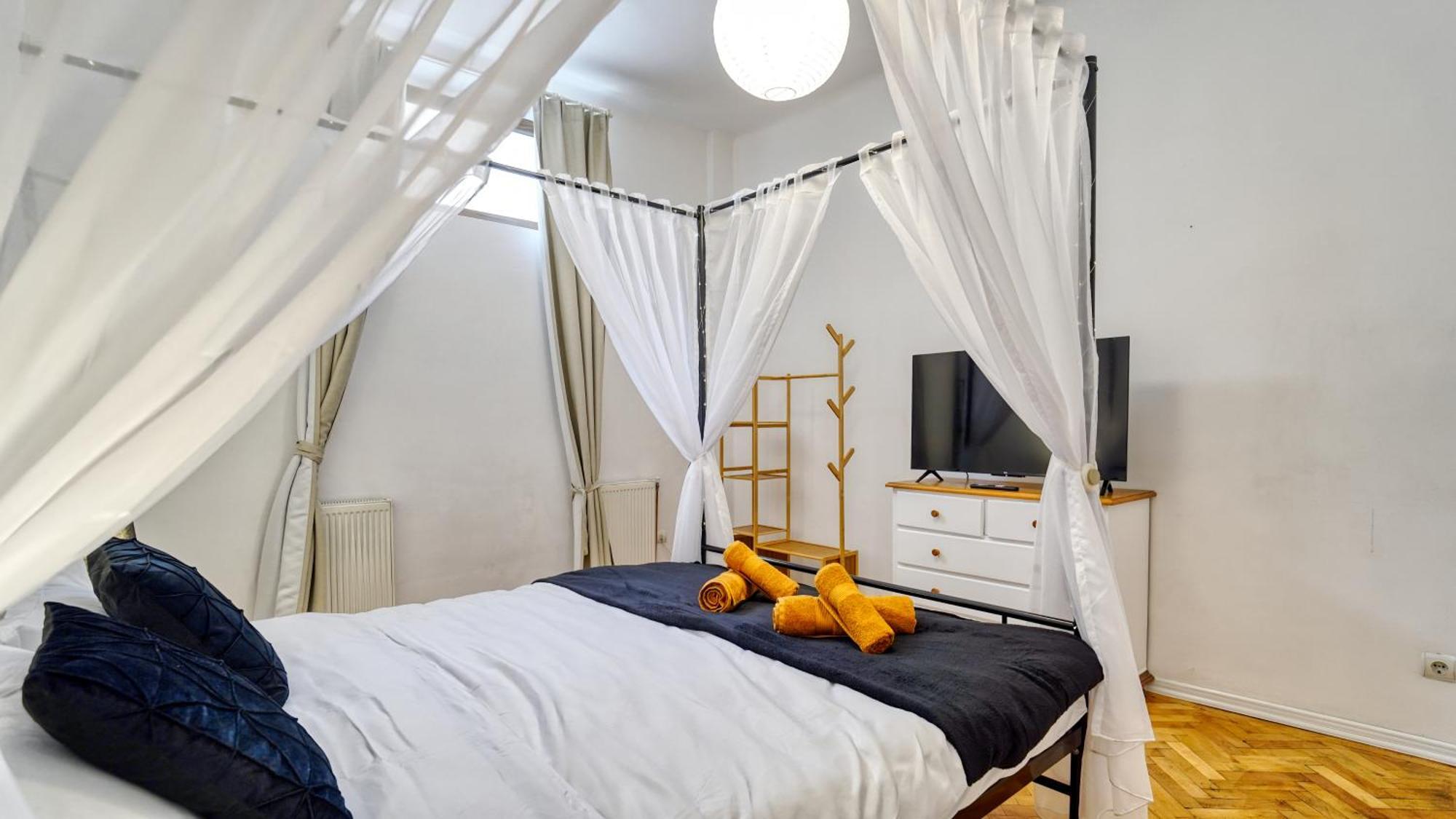 Intimo Oldtown Romantic Apartment Braşov Eksteriør bilde