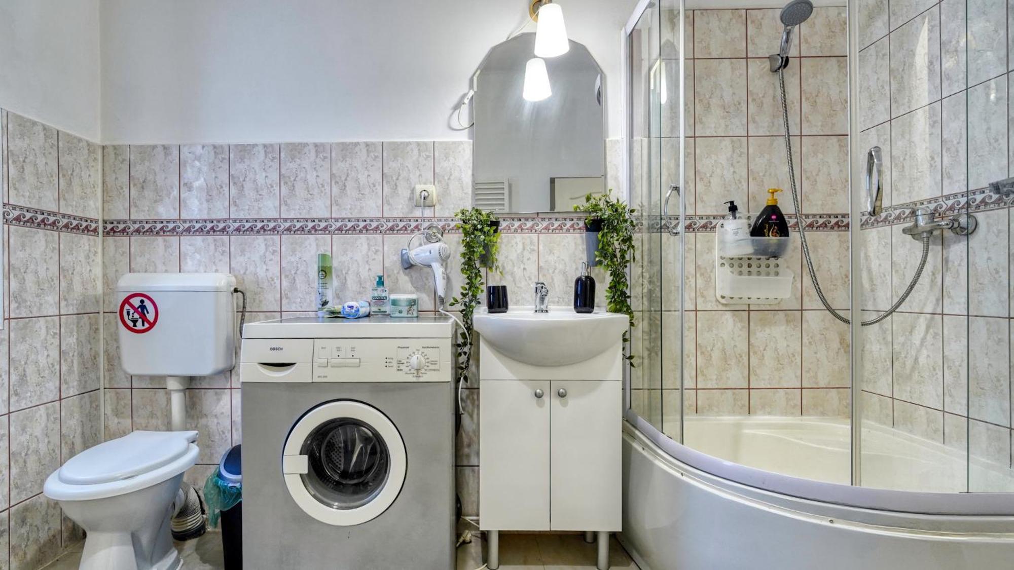 Intimo Oldtown Romantic Apartment Braşov Eksteriør bilde